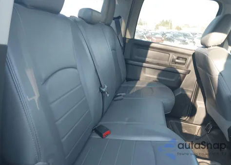 2018 Ram 2500 Tradesman 4X4 8' Box из США, поврежденный, VIN 3C6TR5HT0JG414964